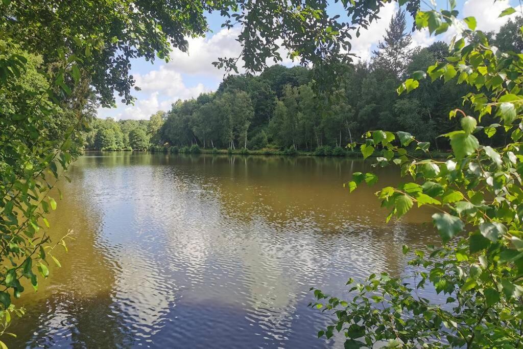 Gite Le Balcon Flaubert Forges-les-Eaux Exteriör bild